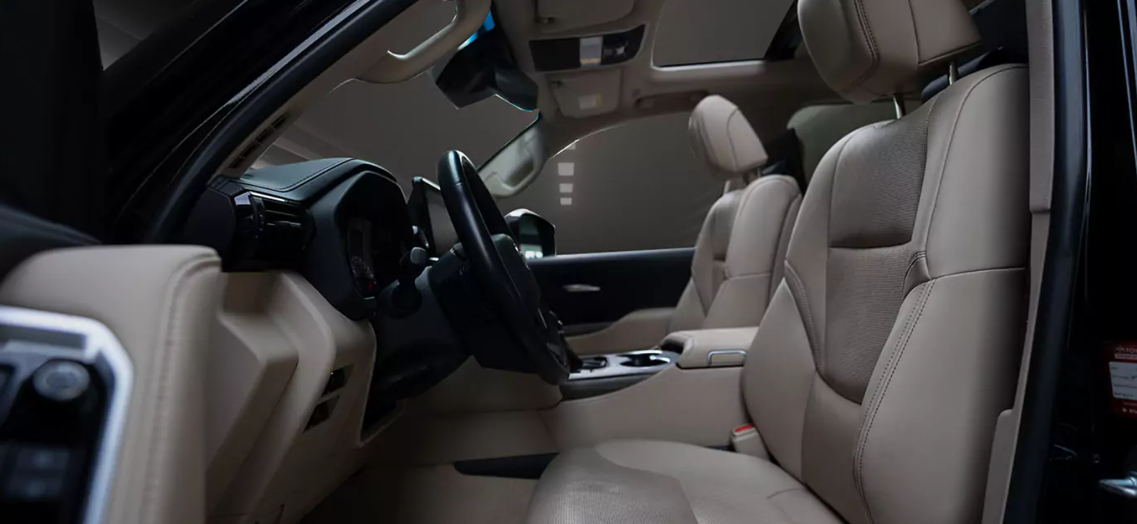 Rent Toyota Land Cruiser With Driver in DubaiToyota